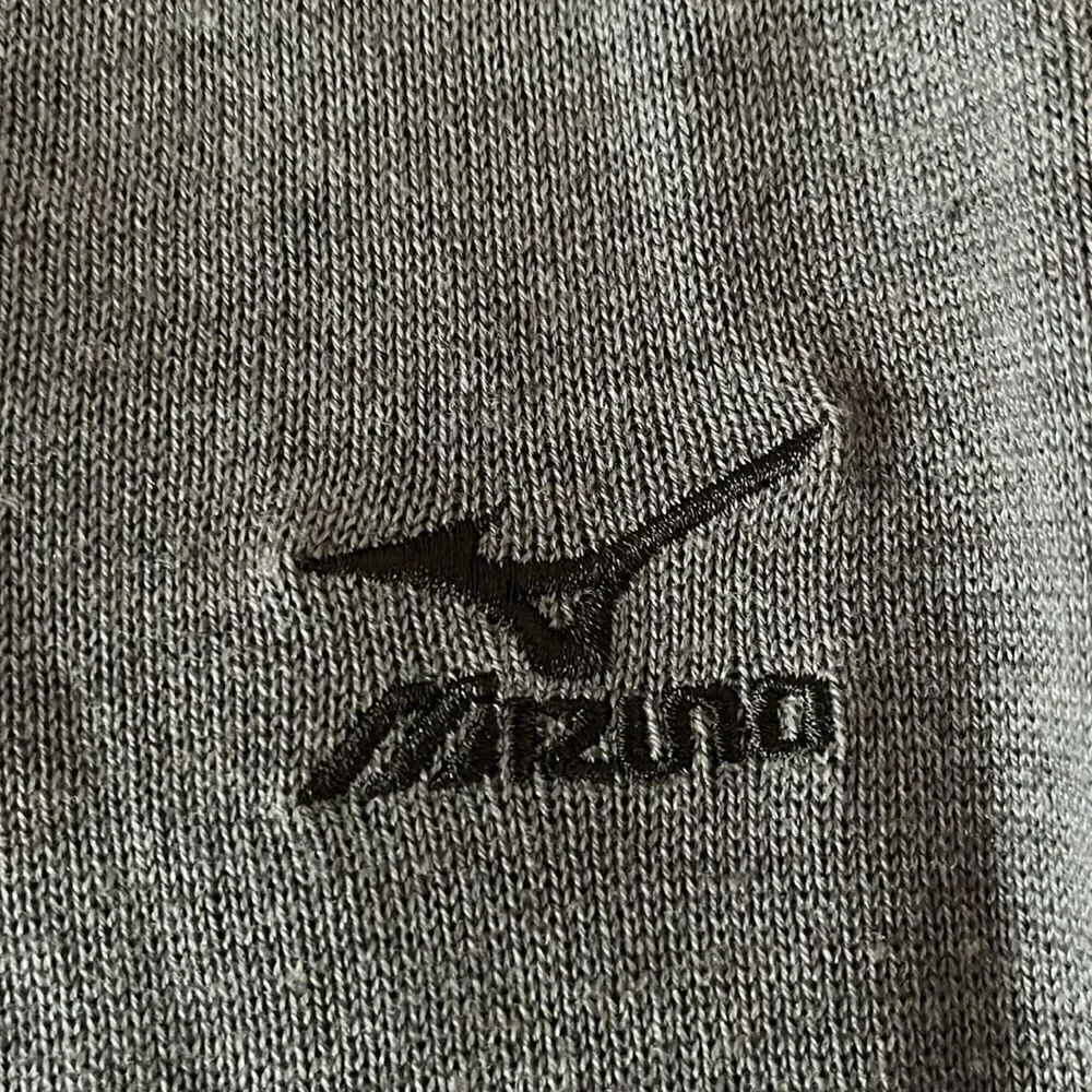 Grey Mizuno Performance Windlite Model lined Golf sleeveless sweater vest L